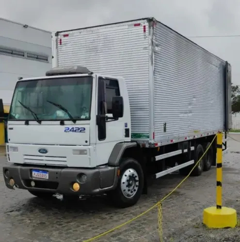 FORD CARGO 2422