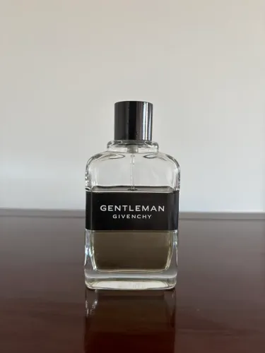 Perfume Givenchy Gentleman 2017