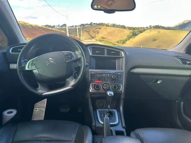 Citroen C4 Lounge Tendance 1.6 Turbo 4P AUT 2015