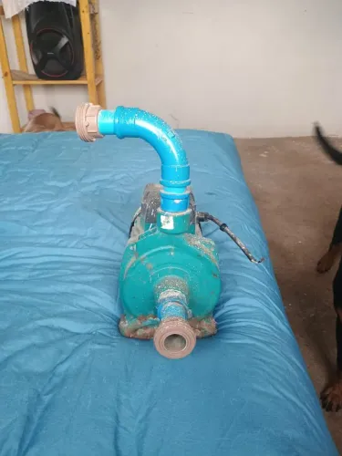 Vendo bomba irrigação 