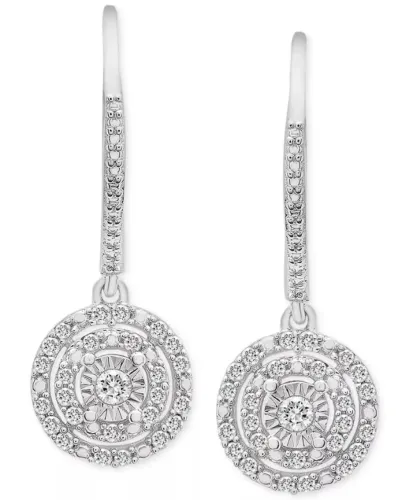 Brincos fecho de alavanca, forma círculo com diamantes (1/4 ct. tw) prata de lei. MACY'S