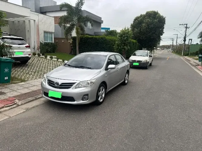 Toyota Corolla GLI 1.8 Flex 16V Aut. 2012