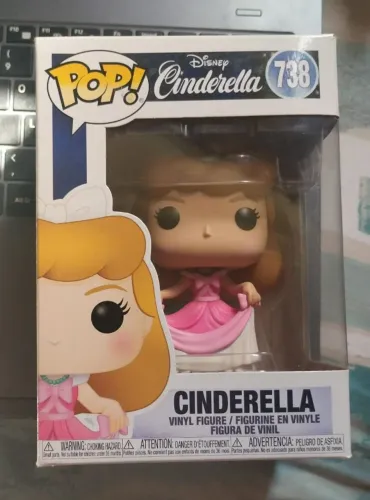 Funko pop Cinderela 738