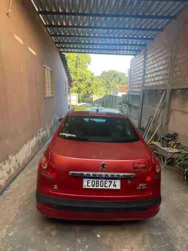 Peugeot 207 Sedan Passion XR 1.4 Flex 8V 4P 2011