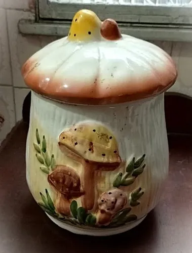 Pote - cogumelo - antigo - cerâmica - antiguidade - vintage - retrô -