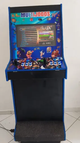 Máquina video game c/ 2.600 jogos 
