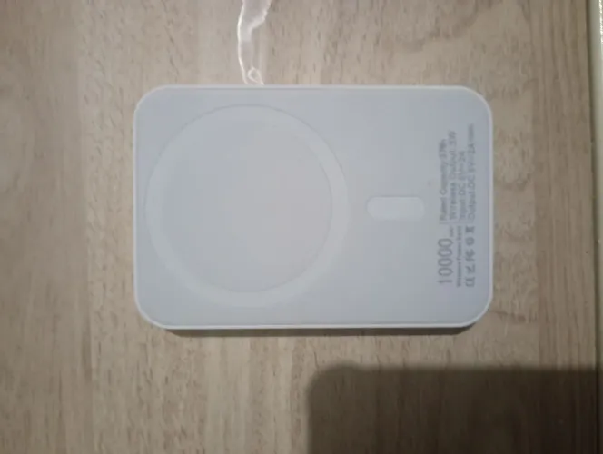 Estou vendendo este carregador portátil para iPhone obs(não tenho caixa, despositovo novo)