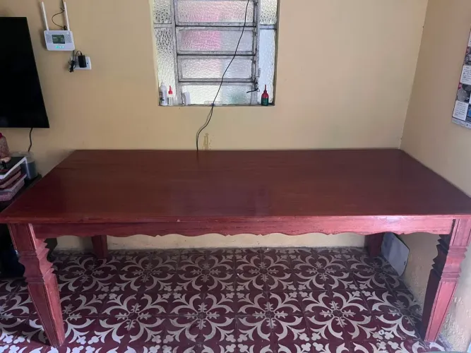 Mesa de madeira angelim super nova !!