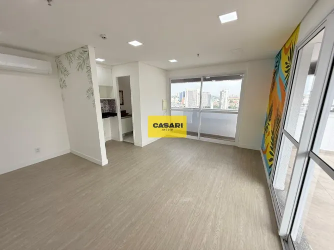 Sala Comercial 54m² para Alugar na Av. Getúlio Vargas Baeta Neves | SBC