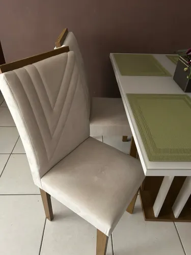 Mesa 4 cadeiras 