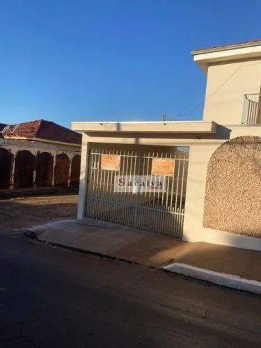 Sobrado com 2 dormitórios à venda, 117 m² por R$ 289.000,00 - Centro - Itapuí/SP