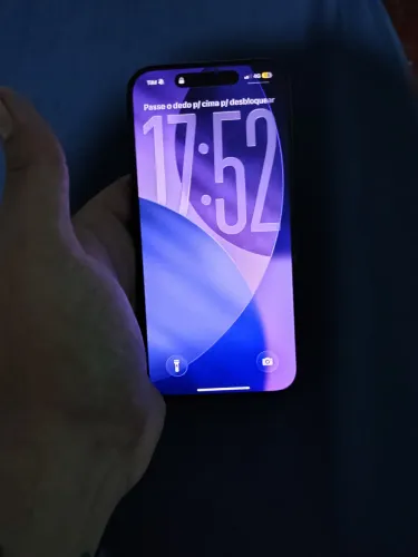 iPhone 15 pro 256gb com 86% em excelente estado de conservação 