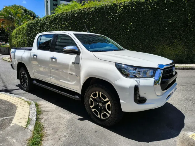 Toyota Hilux CD SRV 4X4 2.8 TDI Diesel Aut. 2022