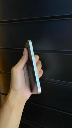 iPhone 13 123gb