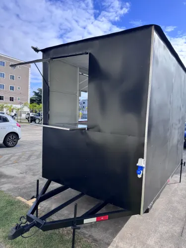 Vendo um trailer (food truck) novo, nunca foi usado.