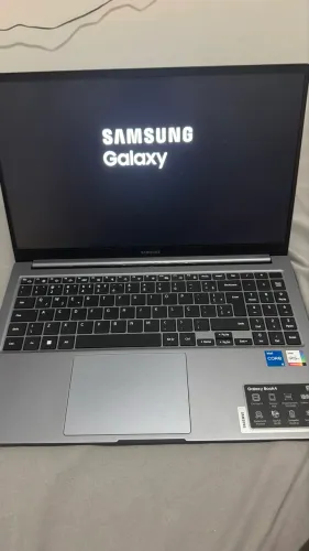Vendo notebook Samsung Galaxy Book 4