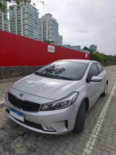 Kia Motors Cerato 1.6 16V Flex Aut. 2017