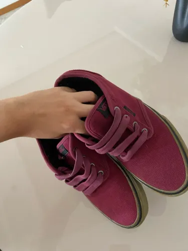 Vans Vinho