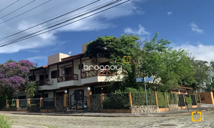 Casa de Alto Padrão no Parque São Jorge - Itacorubi