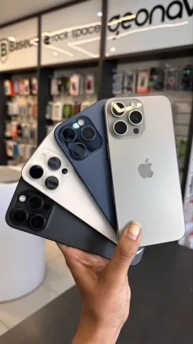 iPhone 15 Pro Max - 256GB