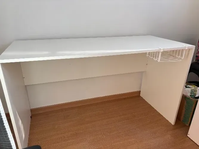 ESCRIVANINHA/ MESA DE ESCRITÓRIO 