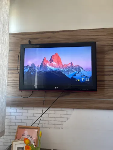Vendo TV LG 32 polegadas