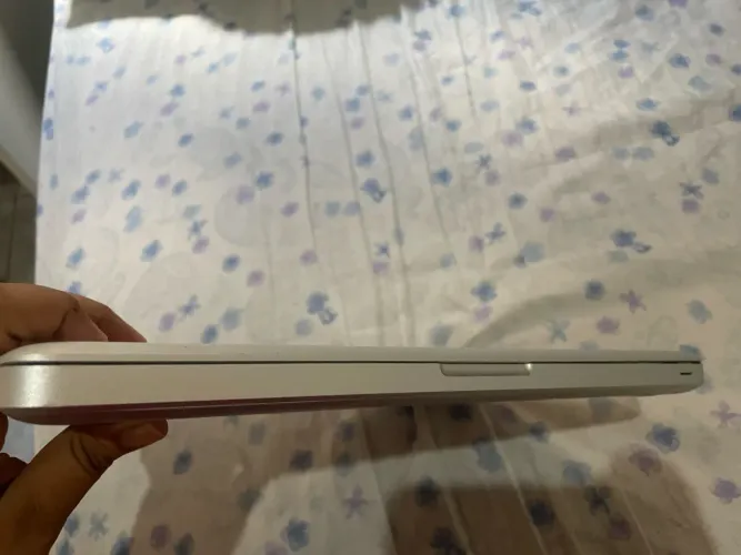 MACBOOK 2009 À VENDA - ÓTIMA OPORTUNIDADE!