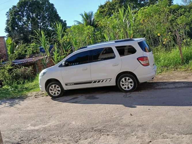 Chevrolet Spin LTZ 1.8 8V Econo.flex 5P Mec. 2016