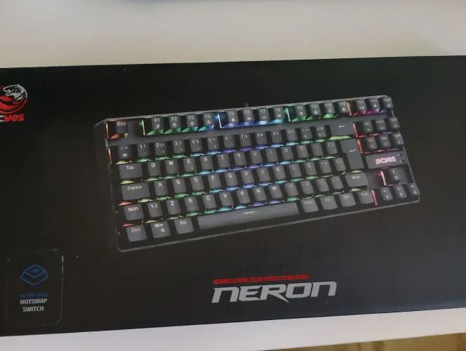Teclado Mecânico PCYES Neron Outemu Blue Hot Swap - Novo + Switch Extra