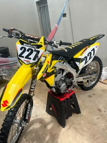 Suzuki RMZ 450 2012