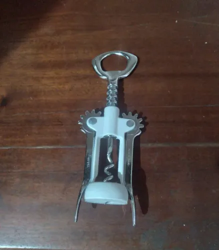 Saca rolha e abridor inox Tramontina.