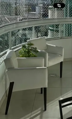 Poltronas corino branco 