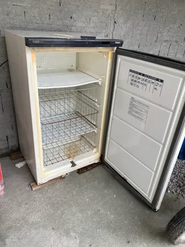 Freezer vertical cônsul