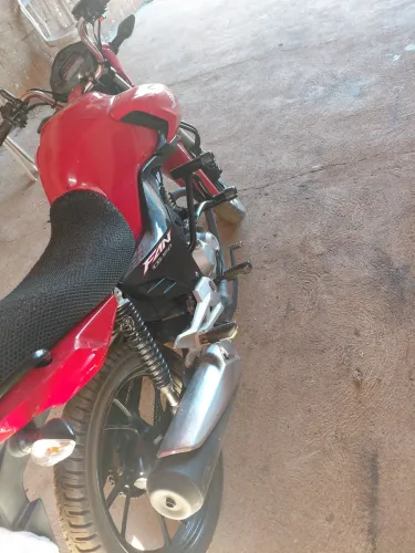 Vende moto 