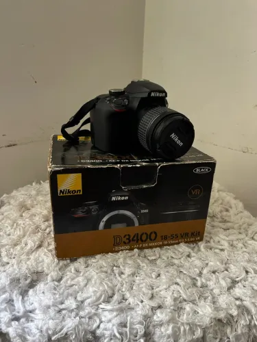 Câmera fotográfica Nikon D3400 DSLR