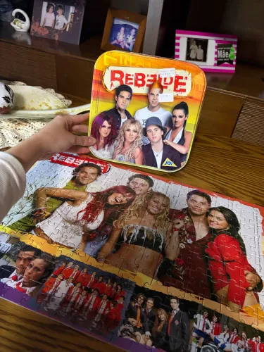 Quebra cabeça Antigo do RBD rebeldes