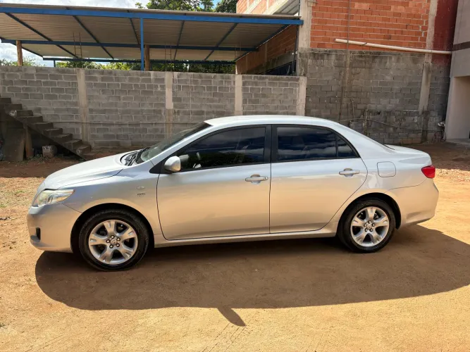 Toyota Corolla GLI 1.8 Flex 16V Aut. 2010
