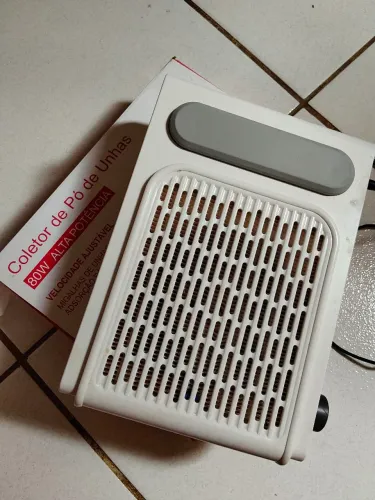 Coletor de pó de unhas