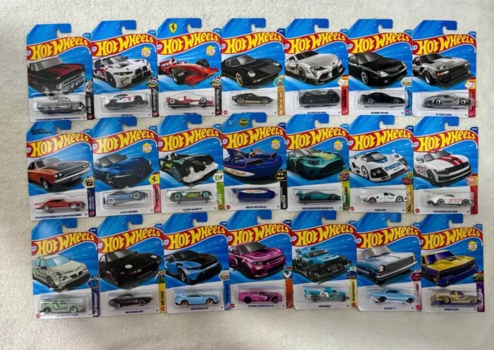 Carrinhos da hot Wheels