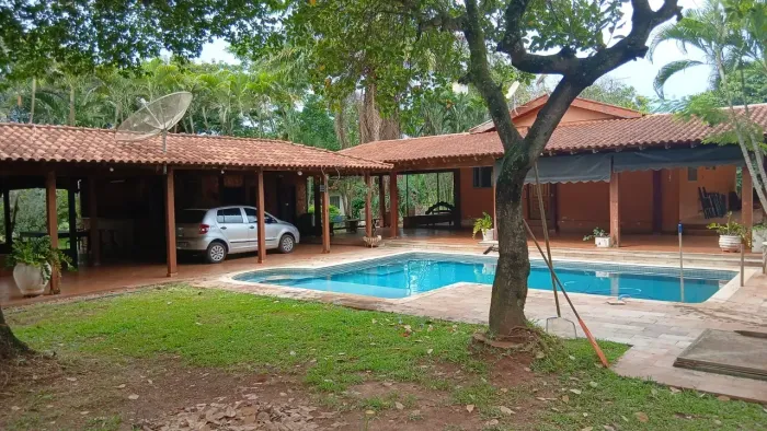 Sítio Completo com Excelente Localização  Próximo ao Posto Tabocão