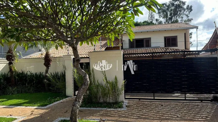 Casa com 3 quartos à venda, 300 m² por R$ 1.800.000 - Tucano - Londrina/PR