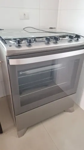 Vendo fogão Electrolux 5 bocas