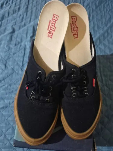 Tênis Redley Original semi novo