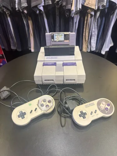 SNES sem fonte 2 controles 2 cartuchos