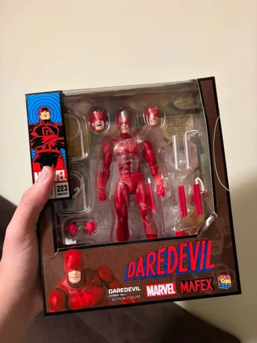 Mafex Demolidor Marvel