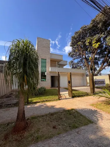 Casa/Sobrado Sobrado em Maringá