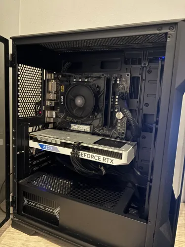 PC GAMER / WORKSTATION - RYZEN 5 5600 + RTX 4060