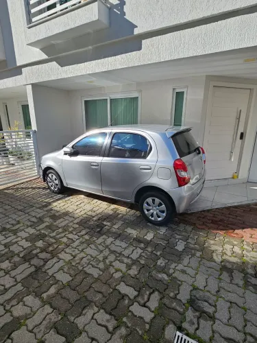 Toyota Etios XS 1.5 Flex 16V 5P Mec. 2015