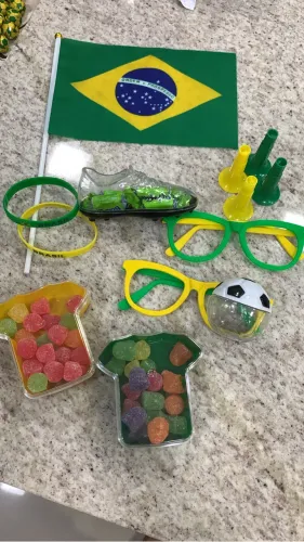 Itens de festa Copa do Brasil