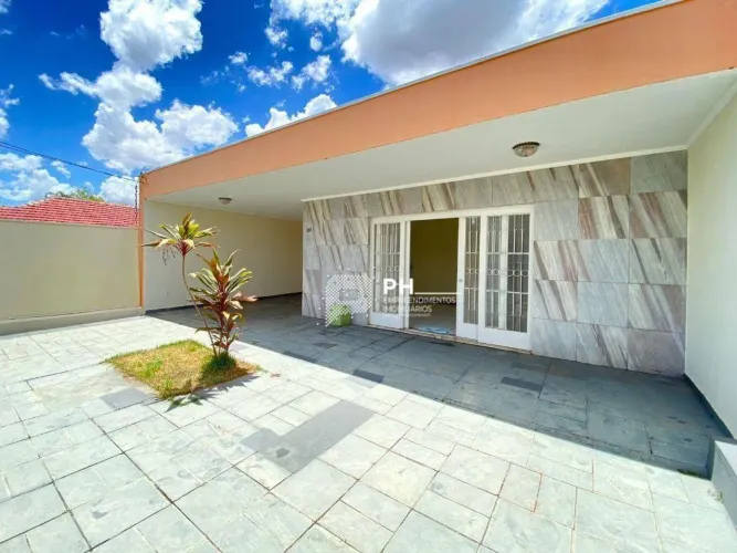 Casa com 3 dormitórios, 202 m² - venda por R$ 650.000,00 ou aluguel por R$ 3.160,00/mês -